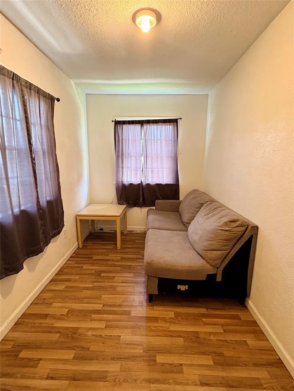 217 S 17th Street West Columbia, TX 77486