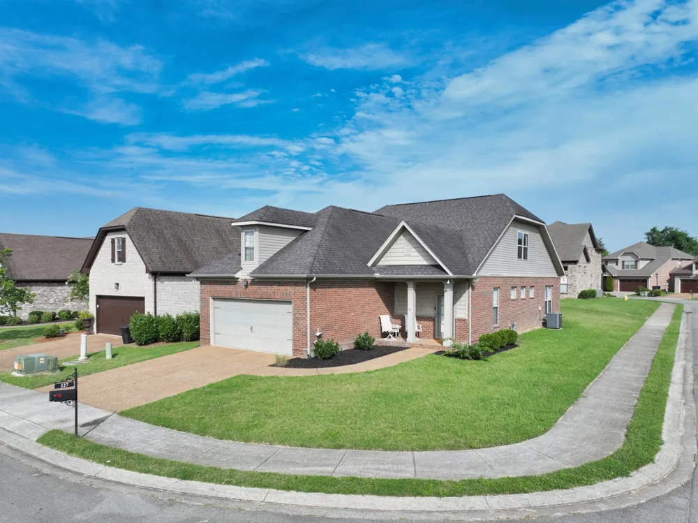 127 England Pl Hendersonville, TN 37075