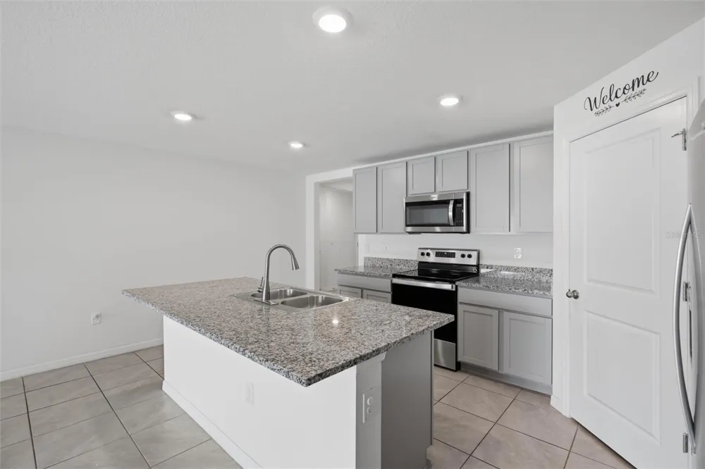 9295 VAN ALLEN WAY Spring Hill, FL 34608
