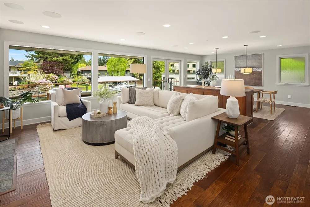 61 Cascade Key Bellevue, WA 98006