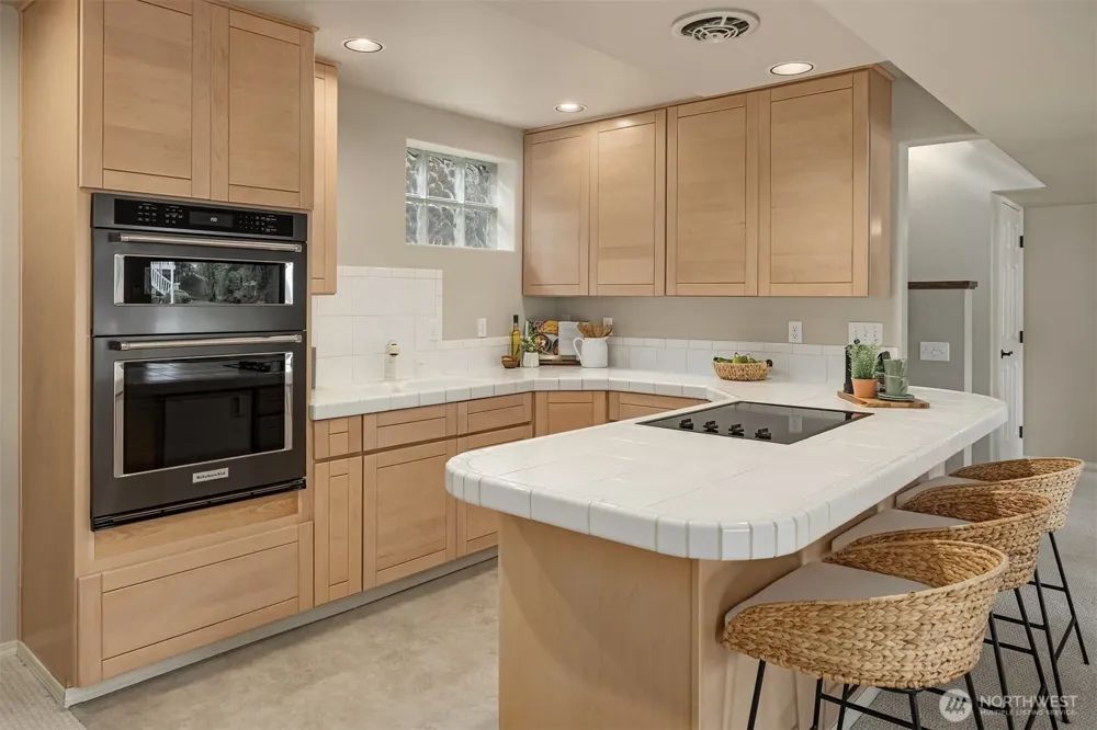 61 Cascade Key Bellevue, WA 98006