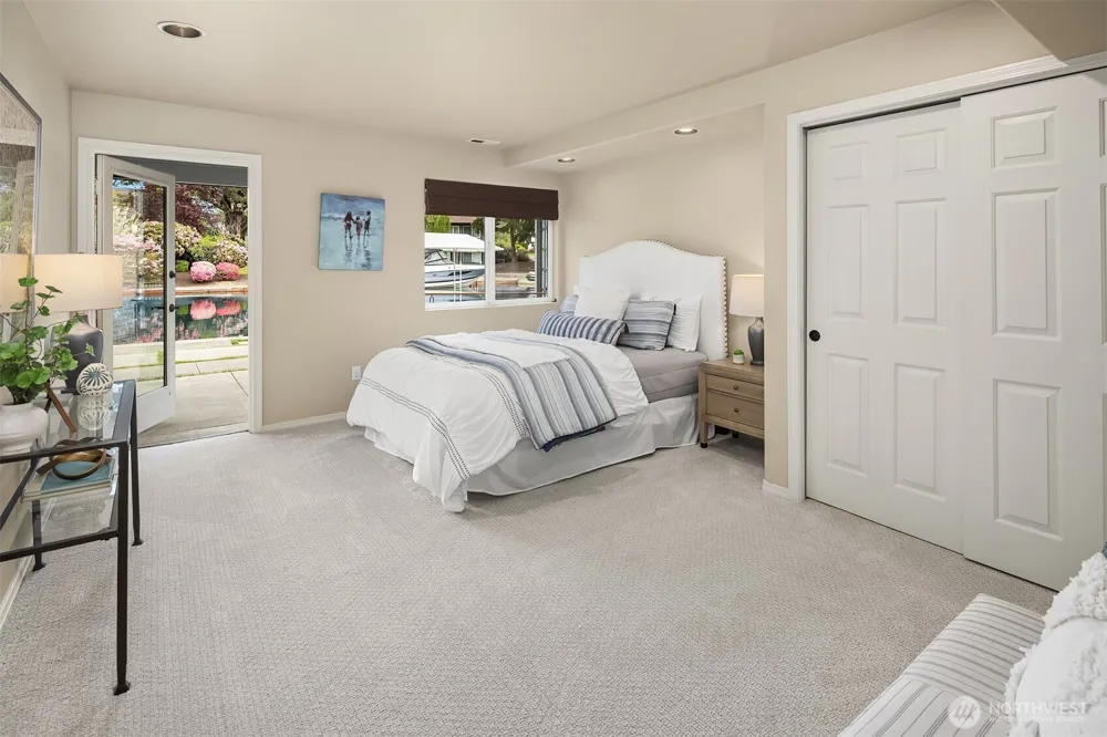61 Cascade Key Bellevue, WA 98006