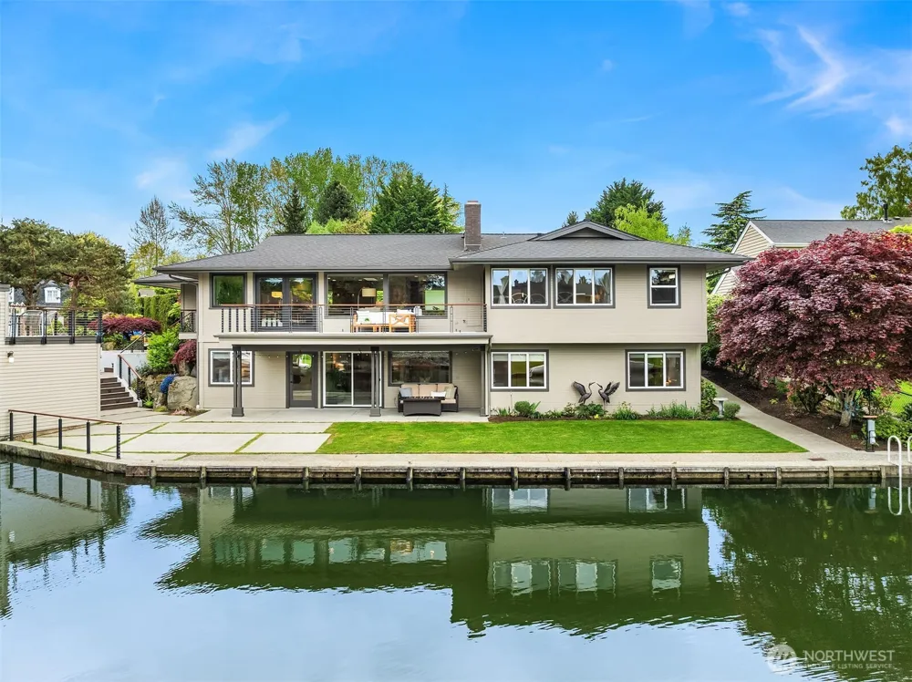 61 Cascade Key Bellevue, WA 98006
