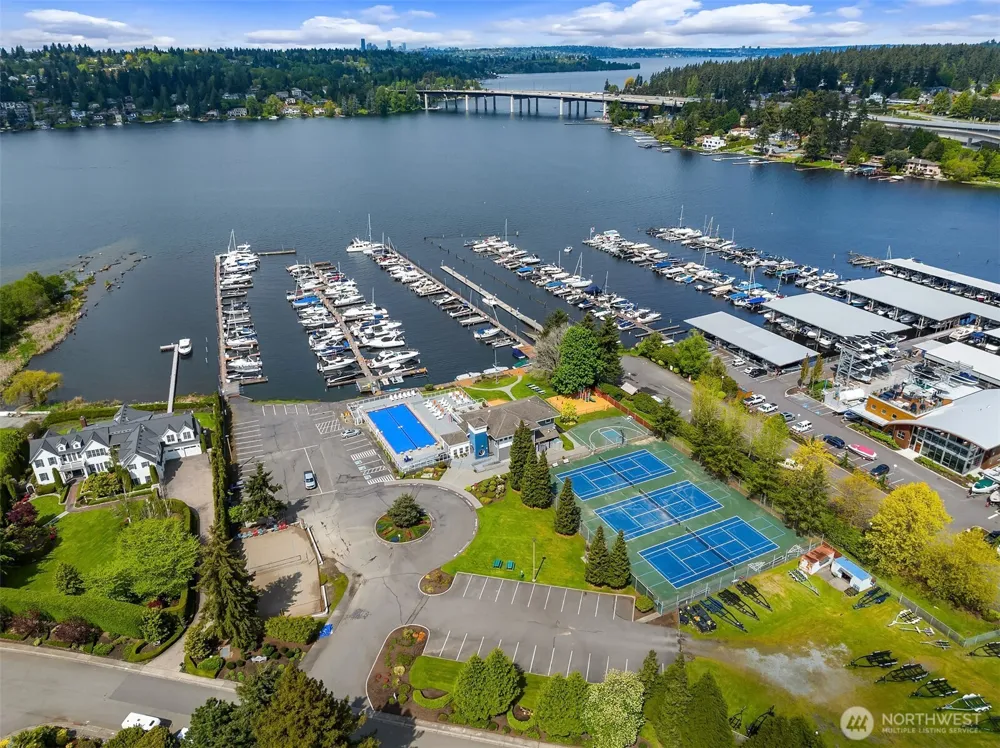 61 Cascade Key Bellevue, WA 98006