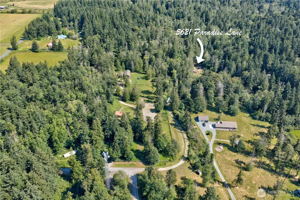 5621 Paradise Lane Anacortes, WA 98221