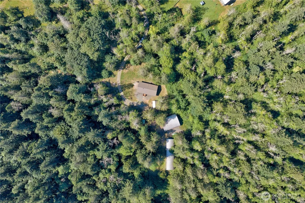 5621 Paradise Lane Anacortes, WA 98221