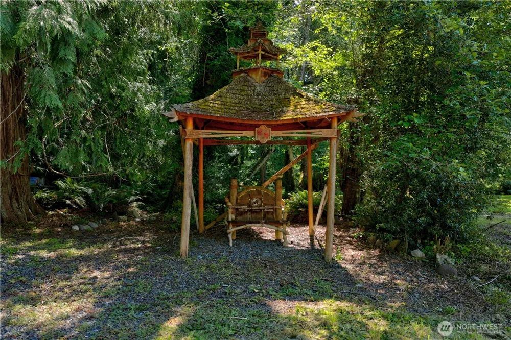 5621 Paradise Lane Anacortes, WA 98221