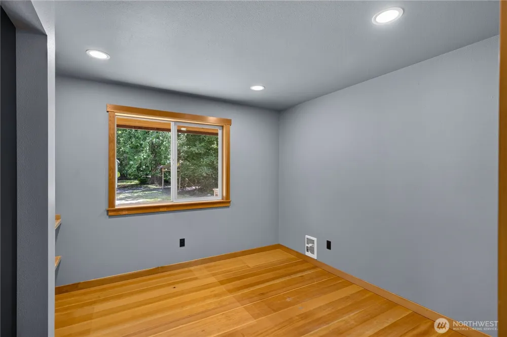 5621 Paradise Lane Anacortes, WA 98221