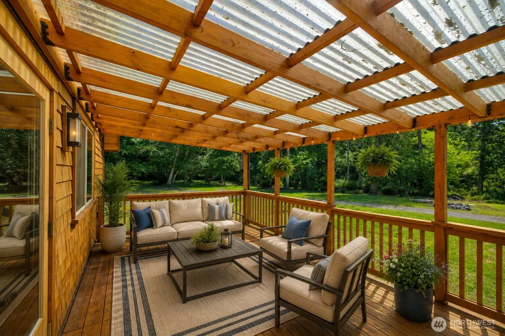 5621 Paradise Lane Anacortes, WA 98221