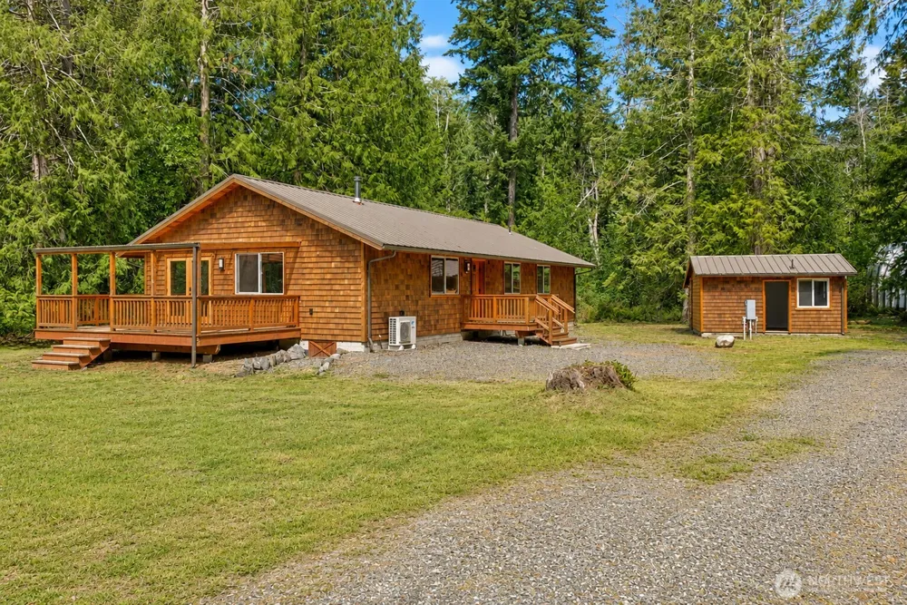 5621 Paradise Lane Anacortes, WA 98221