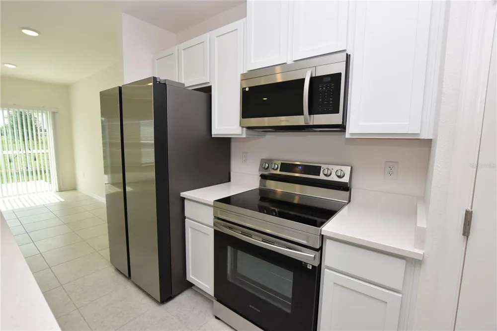3913 ACADEMIA AVENUE Lakeland, FL 33803