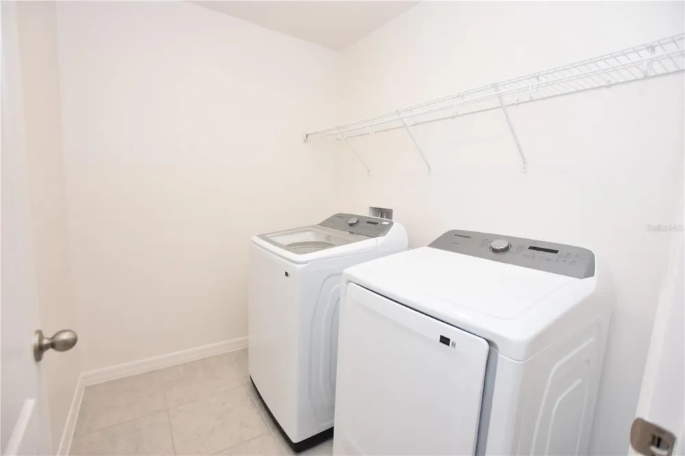 3913 ACADEMIA AVENUE Lakeland, FL 33803