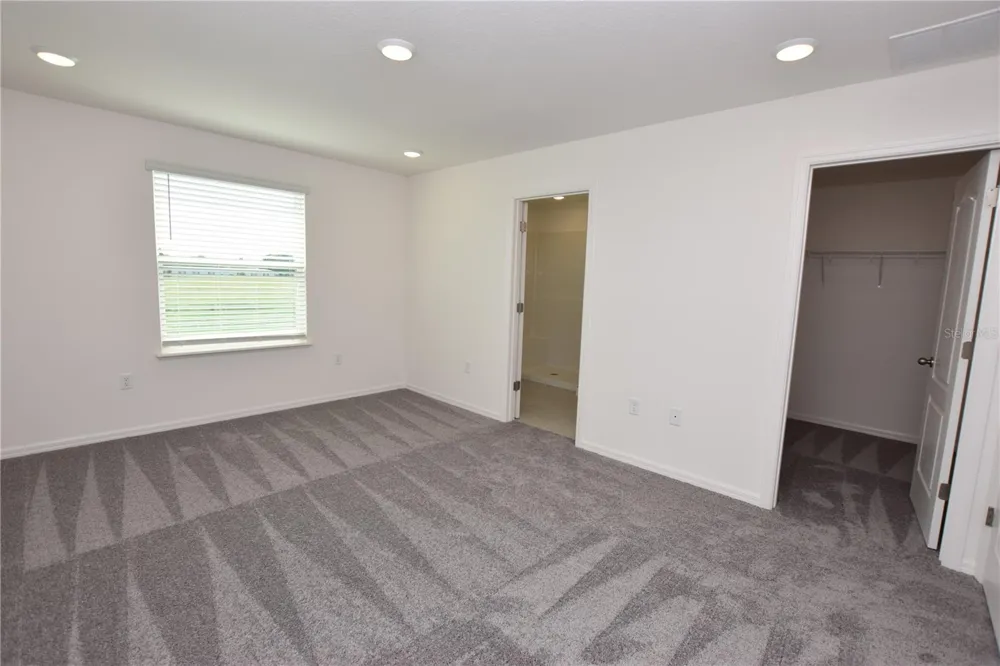 3913 ACADEMIA AVENUE Lakeland, FL 33803