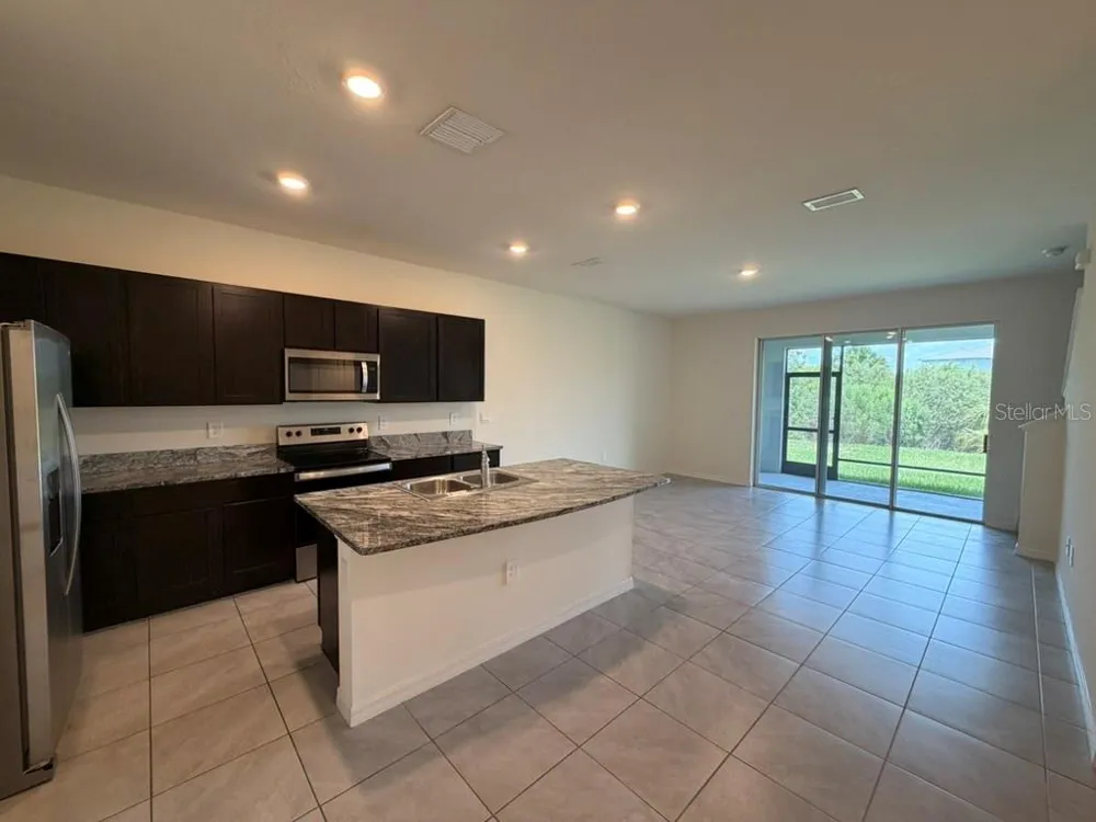 8920 MILESTONE DRIVE Sarasota, FL 34238