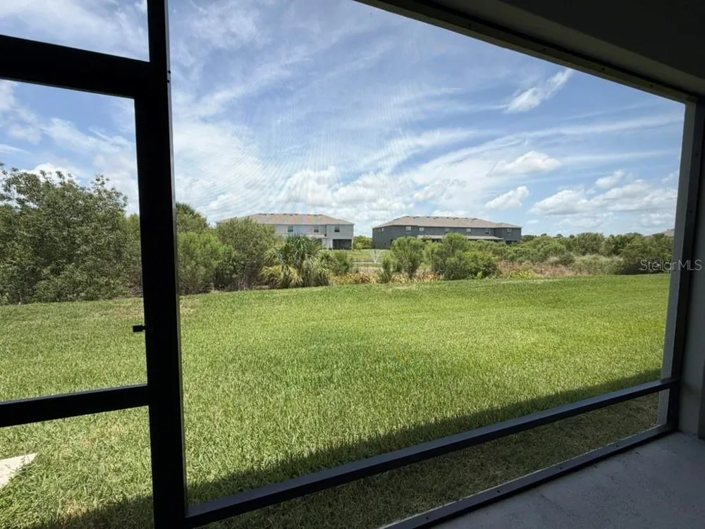 8920 MILESTONE DRIVE Sarasota, FL 34238