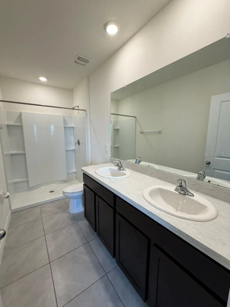 8920 MILESTONE DRIVE Sarasota, FL 34238