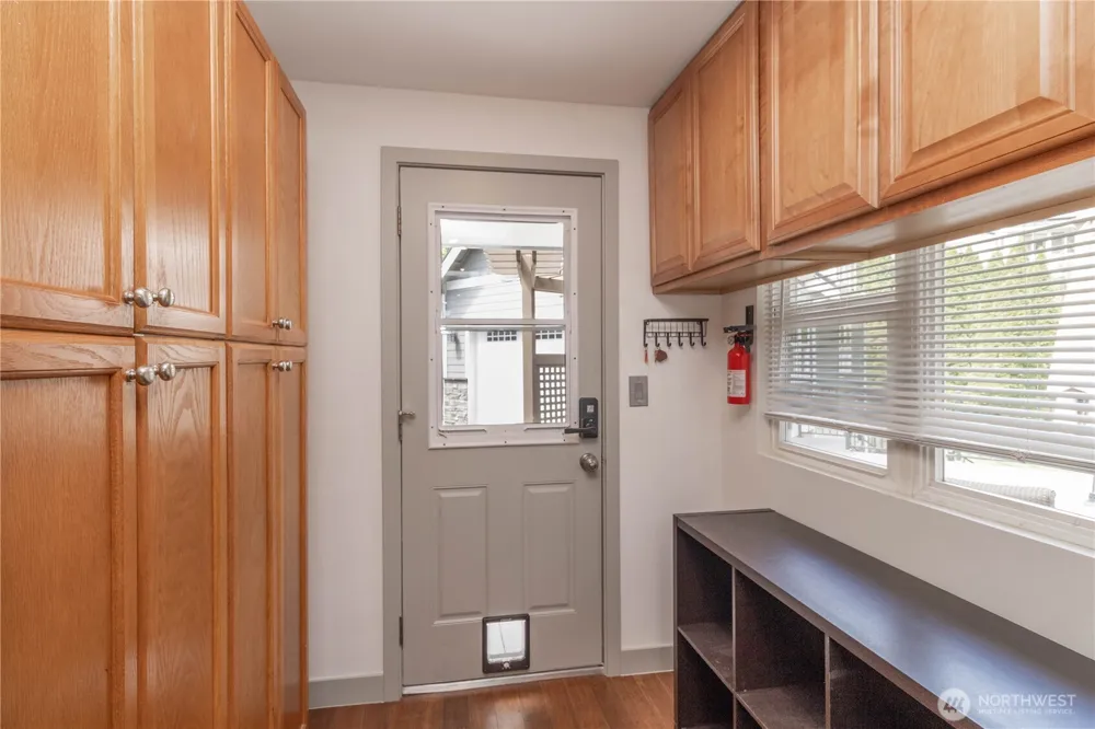10020 SE 7th Street Bellevue, WA 98004