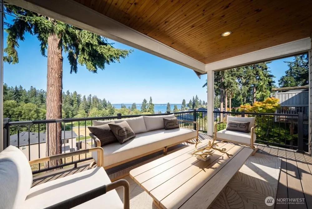 1229 SE Camano Drive Camano Island, WA 98282