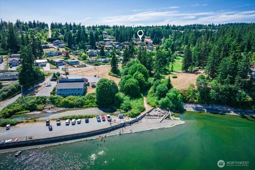 1229 SE Camano Drive Camano Island, WA 98282