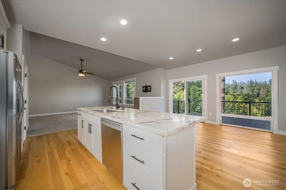 1229 SE Camano Drive Camano Island, WA 98282