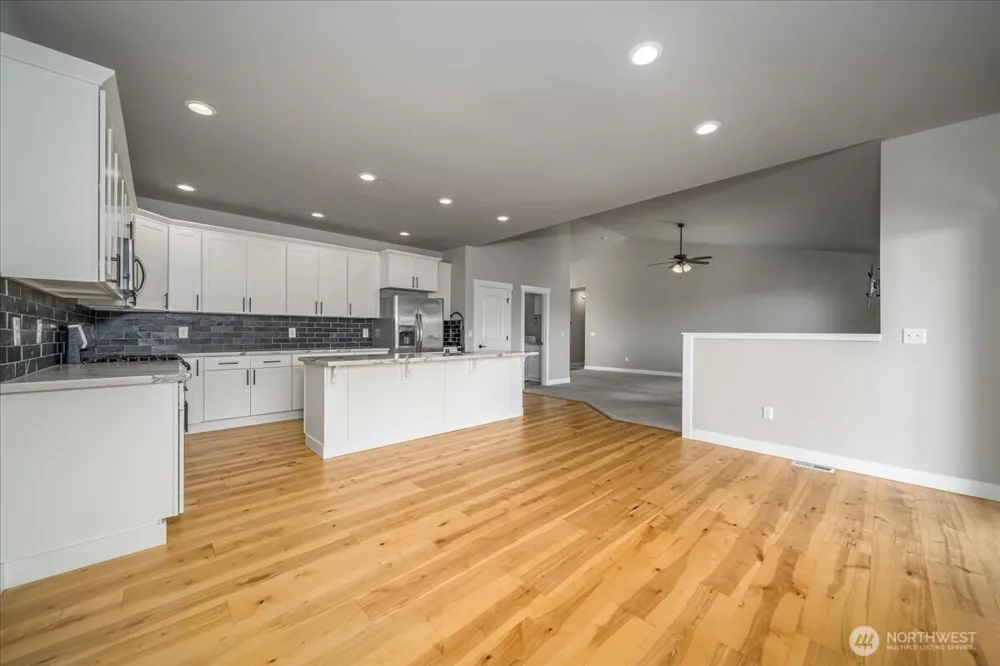 1229 SE Camano Drive Camano Island, WA 98282