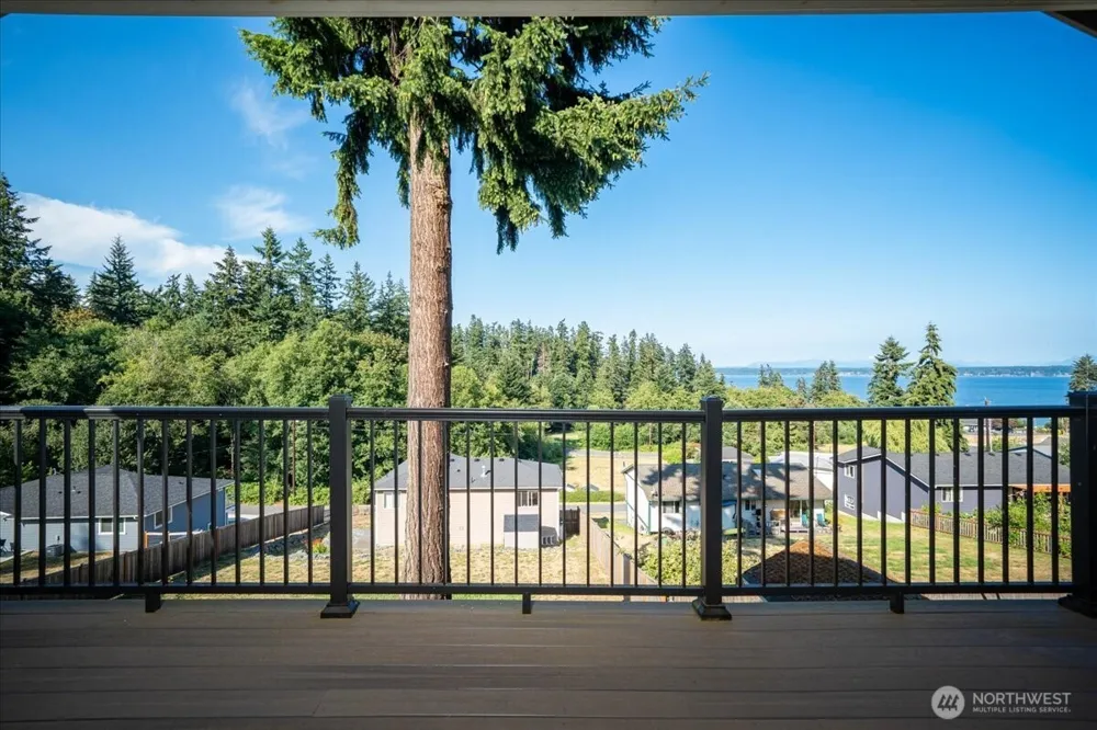 1229 SE Camano Drive Camano Island, WA 98282