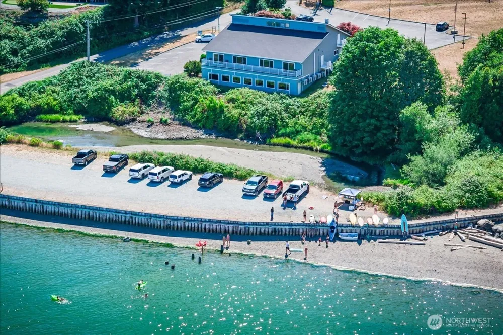 1229 SE Camano Drive Camano Island, WA 98282