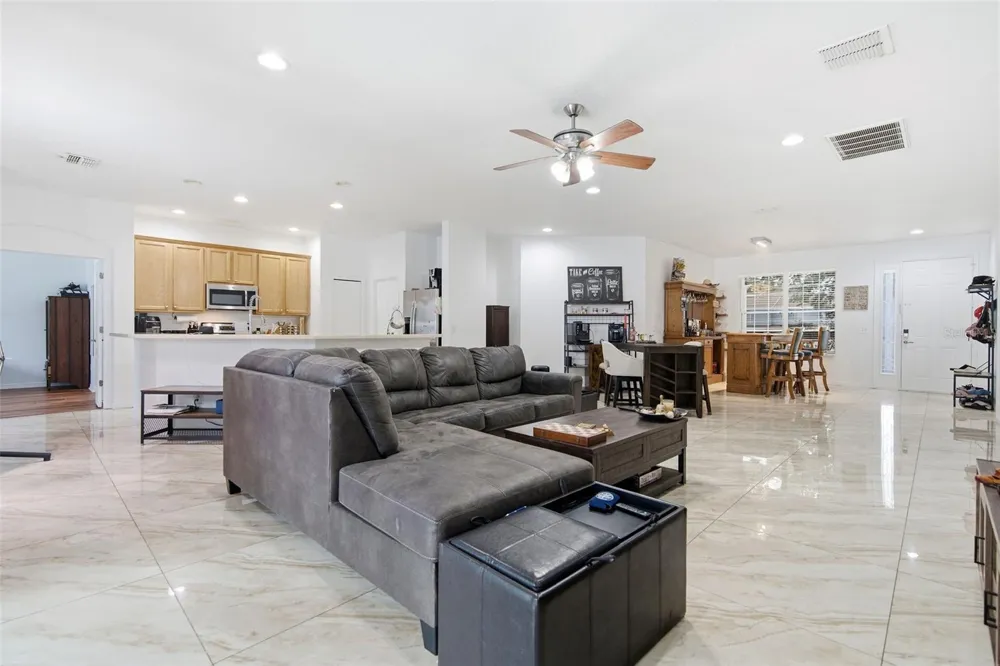 508 DEBRA DRIVE Brandon, FL 33510