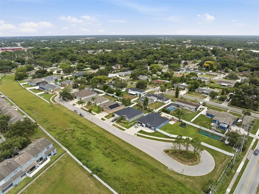 508 DEBRA DRIVE Brandon, FL 33510