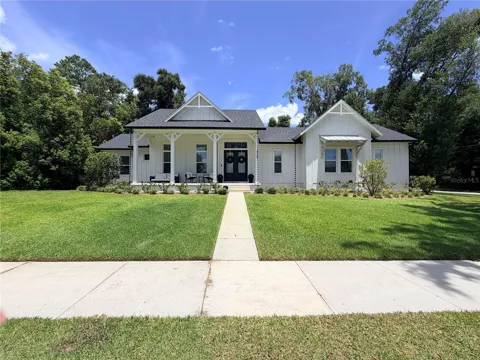 310 W WASHINGTON AVENUE