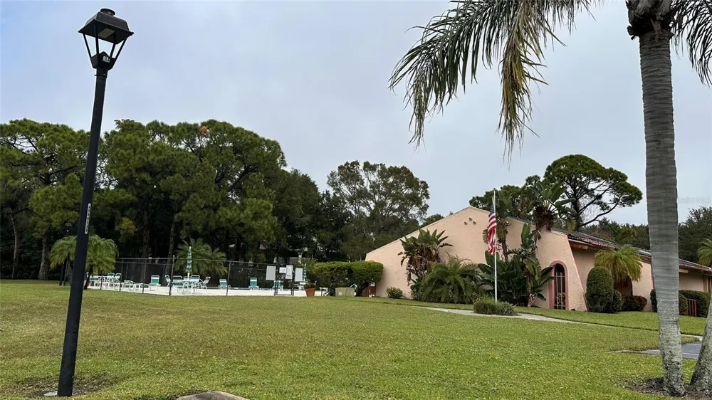9783 86TH AVENUE Seminole, FL 33777