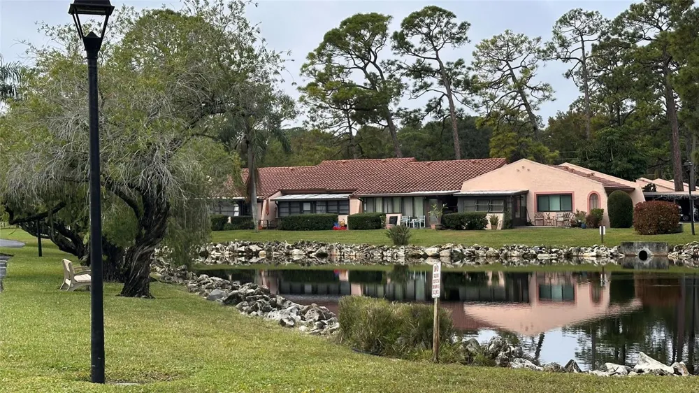 9783 86TH AVENUE Seminole, FL 33777