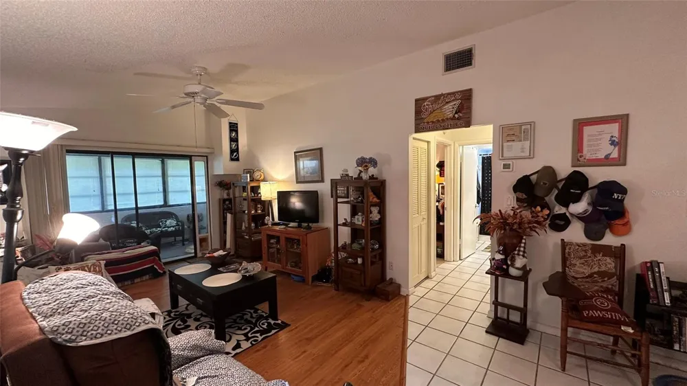 9783 86TH AVENUE Seminole, FL 33777