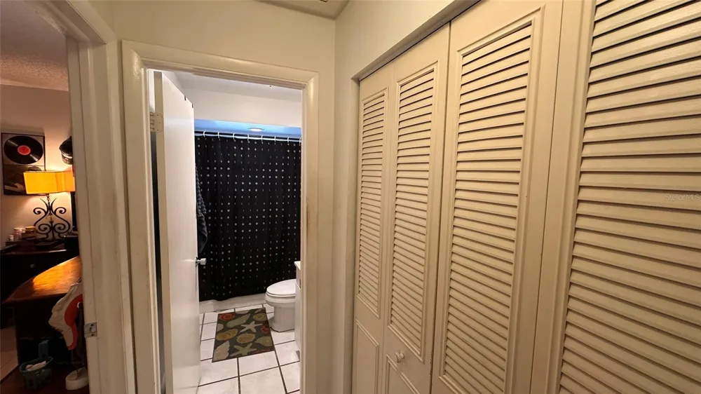 9783 86TH AVENUE Seminole, FL 33777