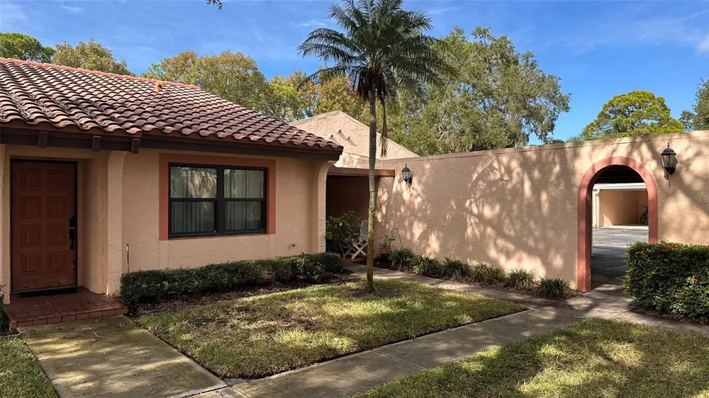 9783 86TH AVENUE Seminole, FL 33777