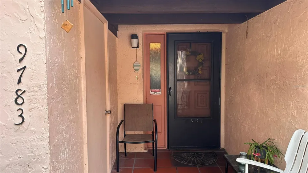 9783 86TH AVENUE Seminole, FL 33777