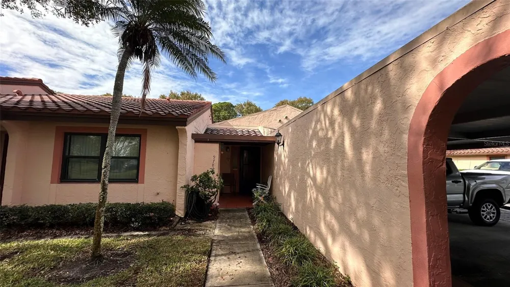 9783 86TH AVENUE Seminole, FL 33777