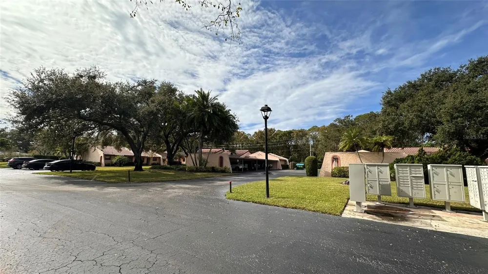 9783 86TH AVENUE Seminole, FL 33777
