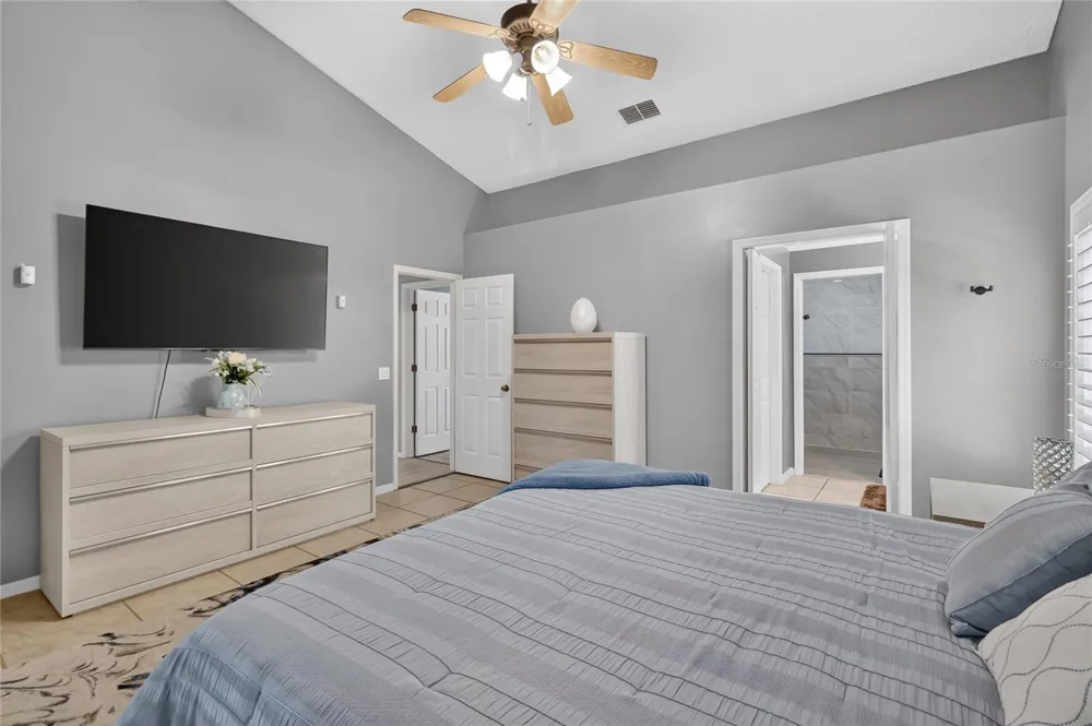 5939 WINDWOOD DRIVE Lakeland, FL 33813