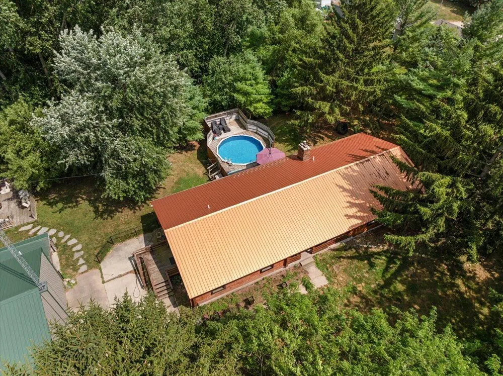 4613 34th Street Zeeland, MI 49464