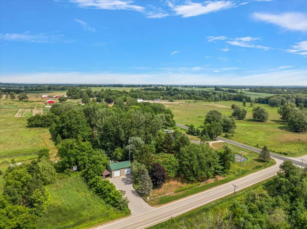 4613 34th Street Zeeland, MI 49464