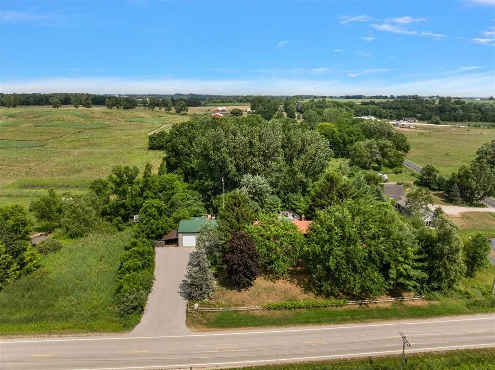 4613 34th Street Zeeland, MI 49464