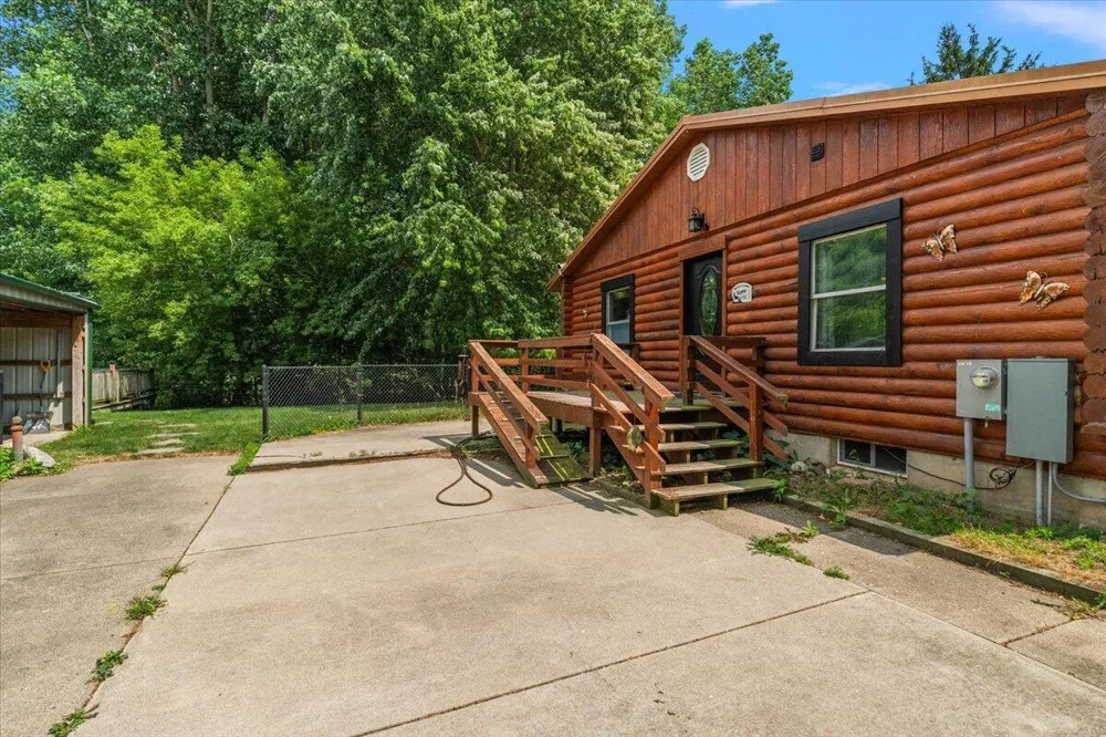 4613 34th Street Zeeland, MI 49464