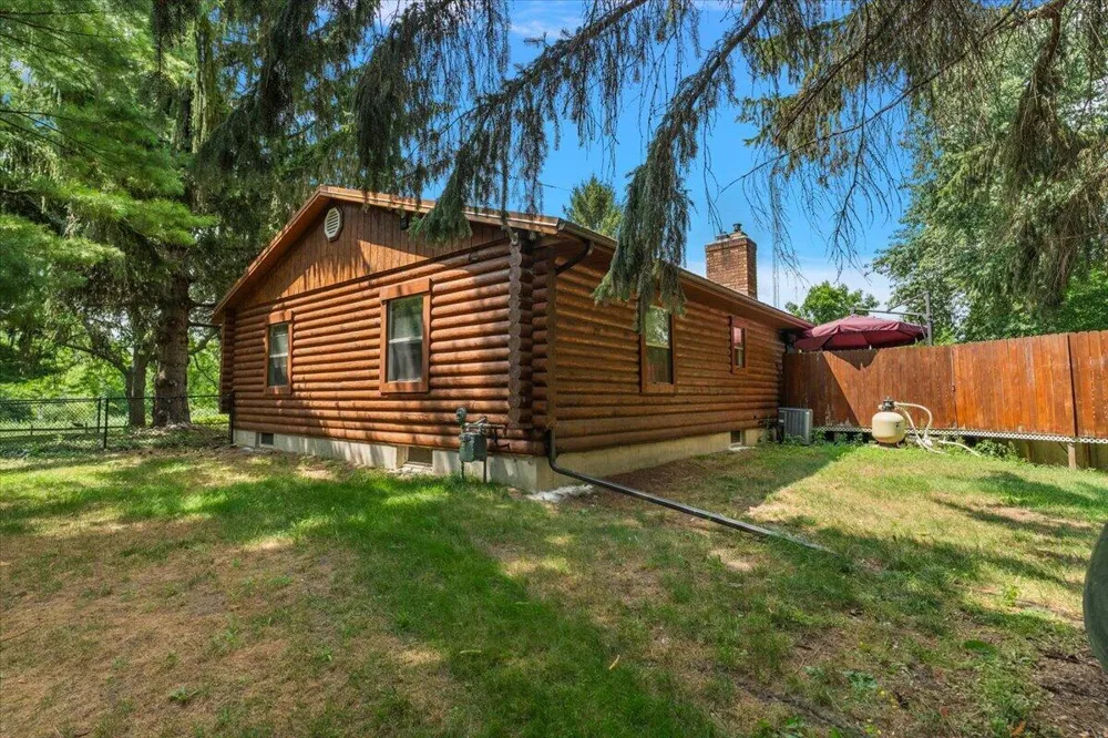 4613 34th Street Zeeland, MI 49464