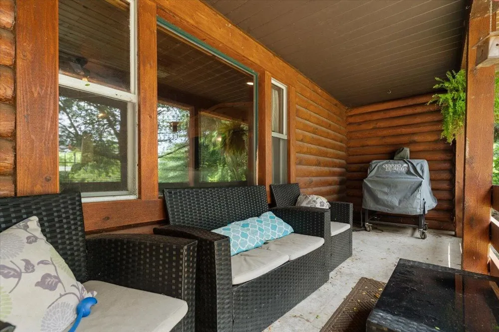 4613 34th Street Zeeland, MI 49464