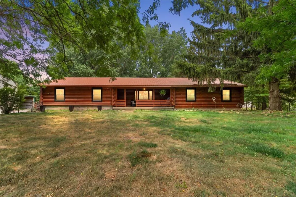4613 34th Street Zeeland, MI 49464