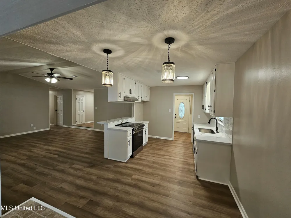 102 Magnolia Circle Vicksburg, MS 39180