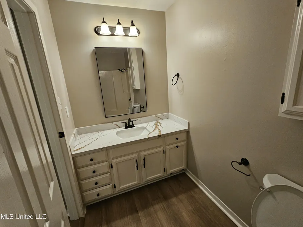 102 Magnolia Circle Vicksburg, MS 39180