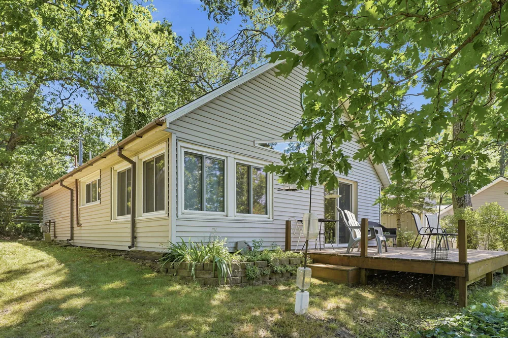 13035 S Englewright Drive Sand Lake, MI 49343