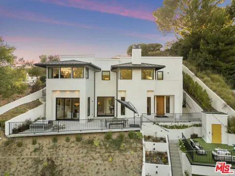 3101 Belden Drive